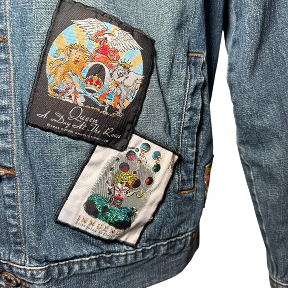 Denim Trucker jacket customized with Queen Freddy Mercury band patches Unisex - Picture 8 of 14